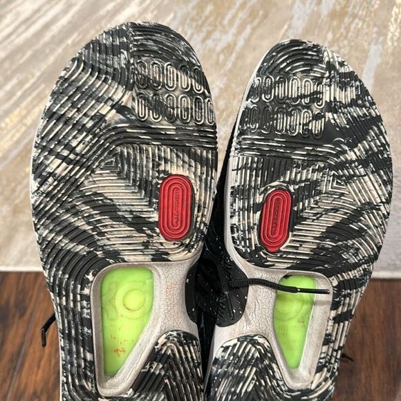 Size 14 - Nike KD 14 Black Lime Glow EUC CW3935-005 - Picture 8 of 8